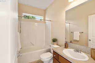 10336 SW Hollyridge Ln, Beaverton, OR 97005 - Photo 19