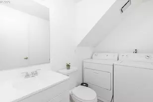 7920 SW Fanno Creek Dr, Tigard, OR 97224 - Photo 7