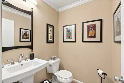 615 SE Linn St #D, Portland, OR 97202 - Photo 3