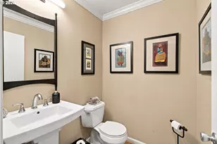 615 SE Linn St, Portland, OR 97202 - Photo 3