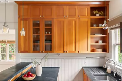 1020 NE Sumner St, Portland, OR 97211 - Photo 17