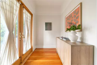 1020 NE Sumner St, Portland, OR 97211 - Photo 3