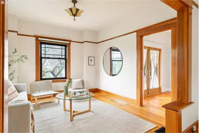 1020 NE Sumner St, Portland, OR 97211 - Photo 5