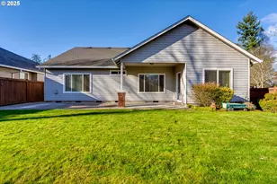 4699 Symphony Dr, Eugene, OR 97404 - Photo 23