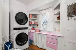 524 N 5th St, Creswell, OR 97426 - Photo 13