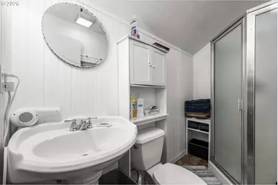 524 N 5th St, Creswell, OR 97426 - Photo 25