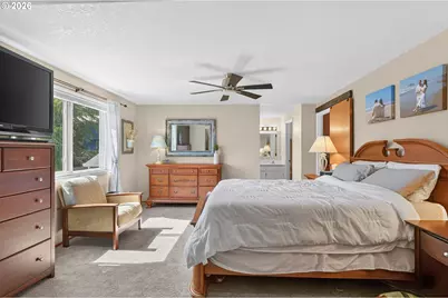 17824 SW Granada Dr, Beaverton, OR 97007 - Photo 13