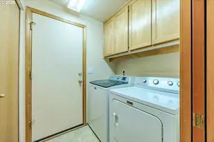 4075 Berrywood Dr, Eugene, OR 97404 - Photo 19