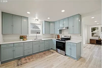 1357 E St, Springfield, OR 97477 - Photo 3