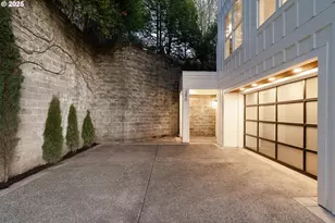 290 SW Moonridge Pl, Portland, OR 97225 - Photo 39