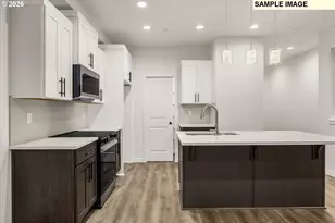 230 NW Mawrcrest Ave, Gresham, OR 97030 - Photo 3