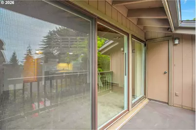 7748 SW Barnes Rd #C, Portland, OR 97225 - Photo 15
