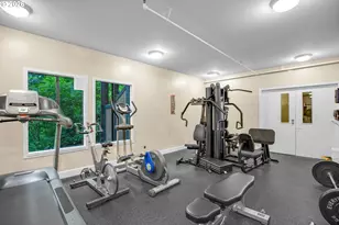 7748 SW Barnes Rd, Portland, OR 97225 - Photo 33