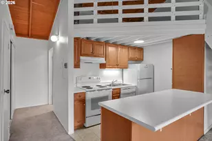 7748 SW Barnes Rd, Portland, OR 97225 - Photo 5