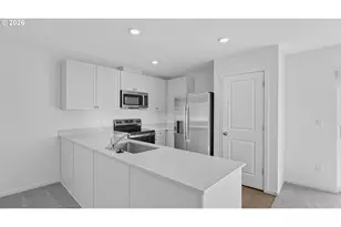 658 Minnesota St, Lebanon, OR 97355 - Photo 3