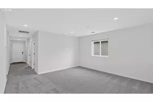 658 Minnesota St, Lebanon, OR 97355 - Photo 9