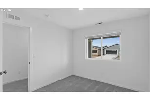 658 Minnesota St, Lebanon, OR 97355 - Photo 21