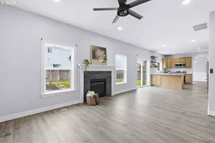 12718 NE 12th Ave, Vancouver, WA 98685 - Photo 15