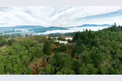 5290 Goodrich Hwy, Oakland, OR 97462 - Photo 11