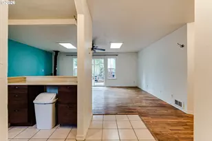 1010 Elkay Dr, Eugene, OR 97404 - Photo 5