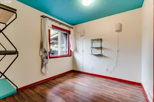 1010 Elkay Dr, Eugene, OR 97404 - Photo 17