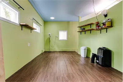 1010 Elkay Dr, Eugene, OR 97404 - Photo 39