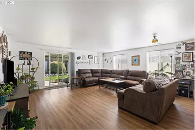 245 SE Wildwood Way, Myrtle Creek, OR 97457 - Photo 5