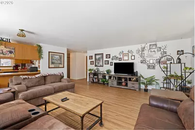 245 SE Wildwood Way, Myrtle Creek, OR 97457 - Photo 7