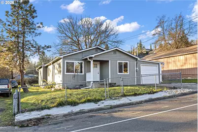 380 NW Cary St, Winston, OR 97496 - Photo 3