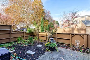 17570 NW Shorewood Dr, Beaverton, OR 97006 - Photo 25