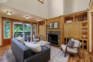 9690 SW Spring Crest Dr, Portland, OR 97225 - Photo 9