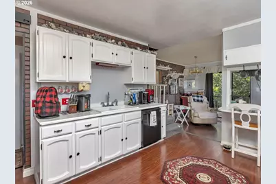 3935 NE 72nd Ave, Portland, OR 97213 - Photo 19