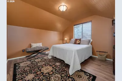 601 W 1st St #9, Newberg, OR 97132 - Photo 25