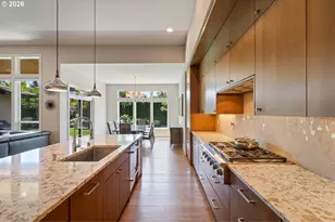 14709 NE 10th St, Vancouver, WA 98684 - Photo 9