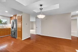 2203 SW Larsson Ave, Troutdale, OR 97060 - Photo 7
