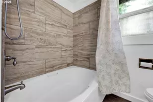 845 Hughes St, Eugene, OR 97402 - Photo 15