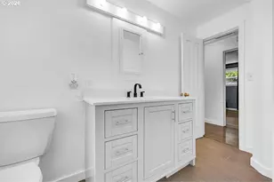 845 Hughes St, Eugene, OR 97402 - Photo 17