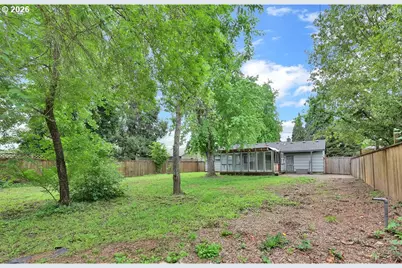 845 Hughes St, Eugene, OR 97402 - Photo 23