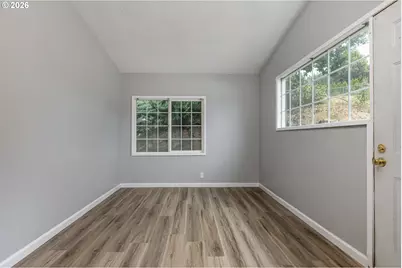180 NE 6th St, Clatskanie, OR 97016 - Photo 9
