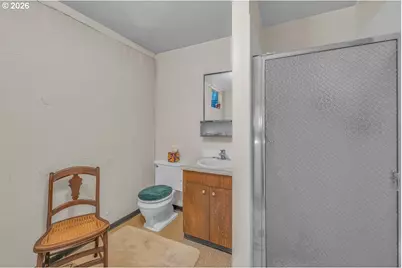 9200 SW Elrose Ct, Portland, OR 97224 - Photo 33