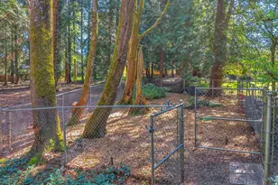 9200 SW Elrose Ct, Portland, OR 97224 - Photo 41