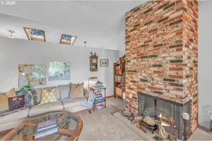 9200 SW Elrose Ct, Portland, OR 97224 - Photo 3