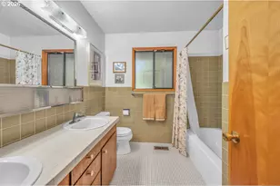 9200 SW Elrose Ct, Portland, OR 97224 - Photo 19
