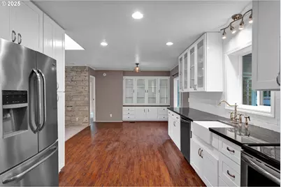 26312 Shady Oak Dr, Monroe, OR 97456 - Photo 3