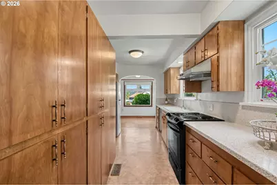 412 Jackson St, Oregon City, OR 97045 - Photo 11
