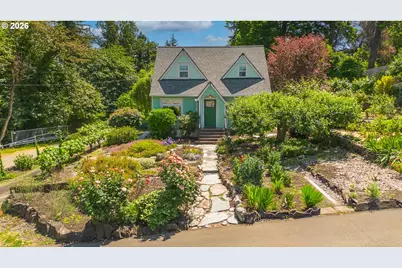 412 Jackson St, Oregon City, OR 97045 - Photo 1