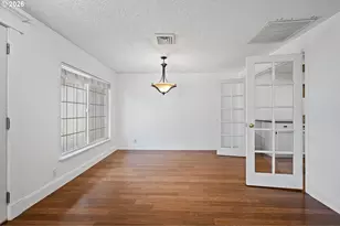 1980 Princeton Dr, Eugene, OR 97405 - Photo 5