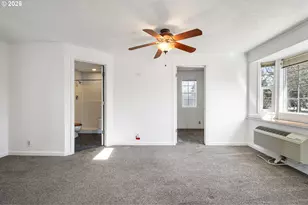 1980 Princeton Dr, Eugene, OR 97405 - Photo 31