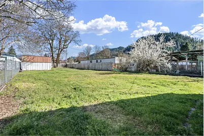 76317 Klohn Rd, Oakridge, OR 97463 - Photo 19