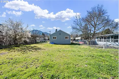 76317 Klohn Rd, Oakridge, OR 97463 - Photo 25